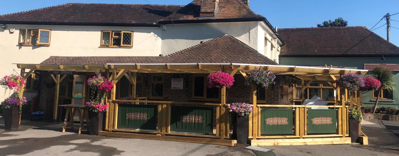 Greyhound Inn Winterborne Kingston Exterior photo